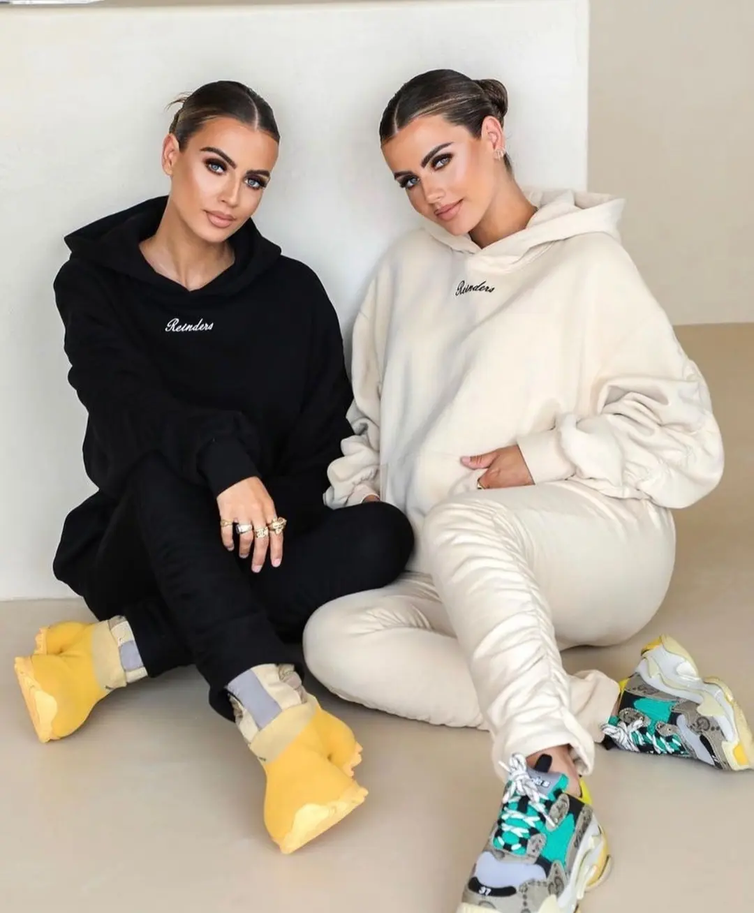 Reinders hoodie sale new arrivals